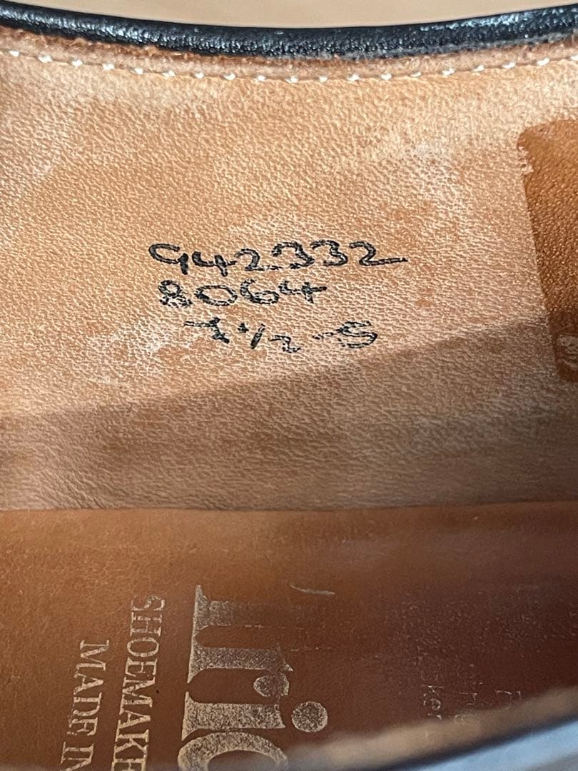 トリッカーズ 8064 ウイングチップ　黒