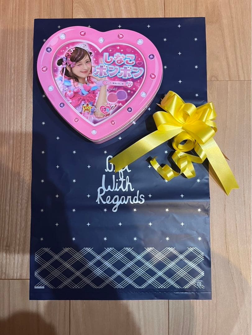 【大人気】　しなこボンボン　８個セット　未開封　早い者勝ち