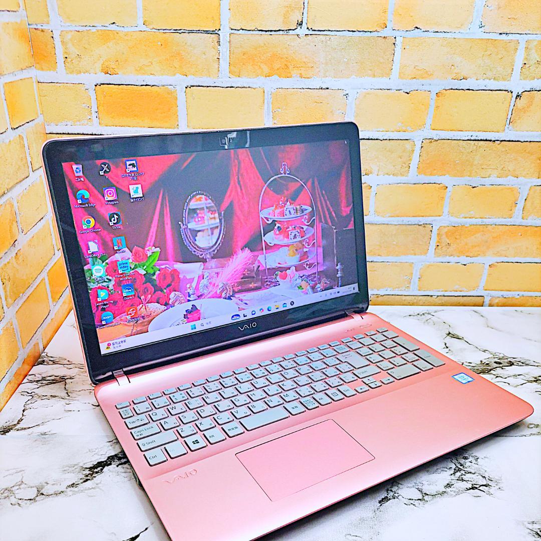 美品❣️Disneyコラボ❤️激レア【アリスモデル】限定品✨ピンクノートパソコン