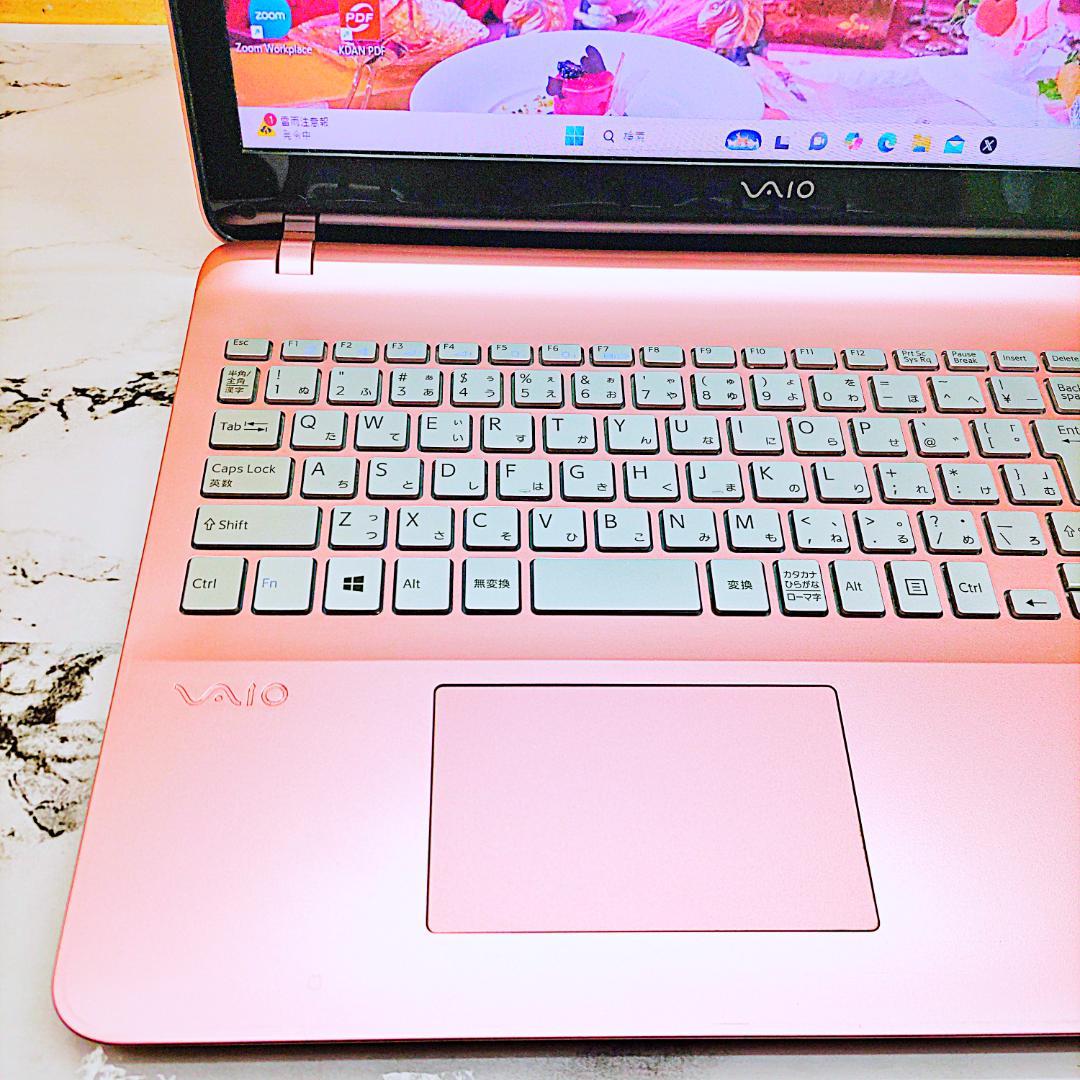美品❣️Disneyコラボ❤️激レア【アリスモデル】限定品✨ピンクノートパソコン