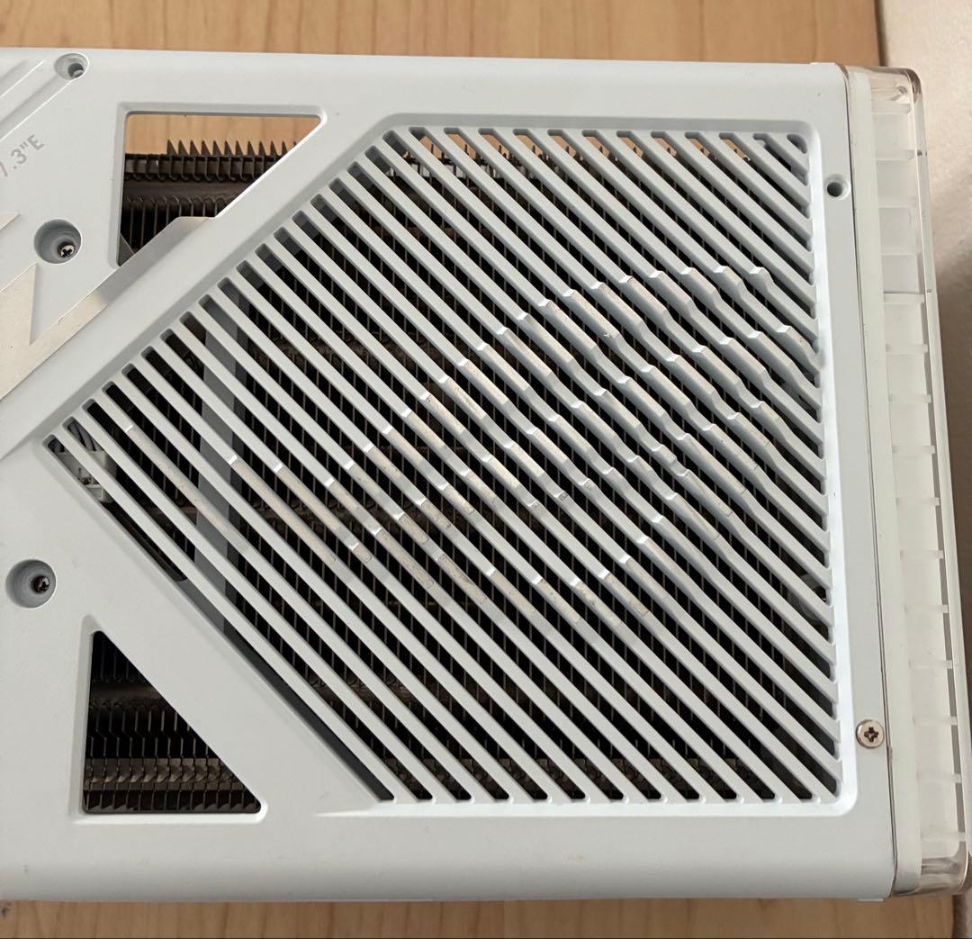 RTX 4090 ヒートシンク　ファン　バックプレート　LED ケーブル