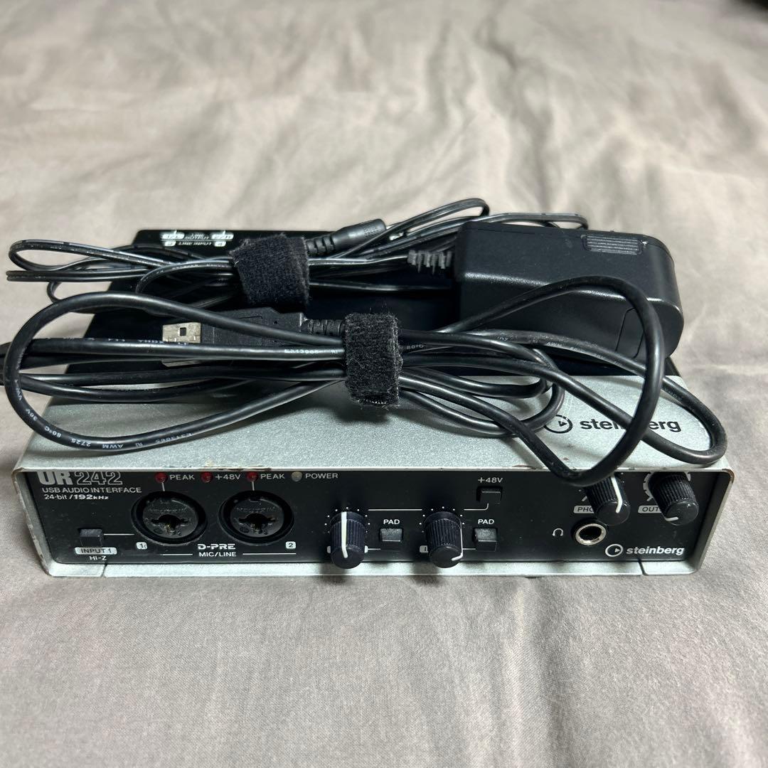 Steinberg UR242 USBオーディオインターフェイス