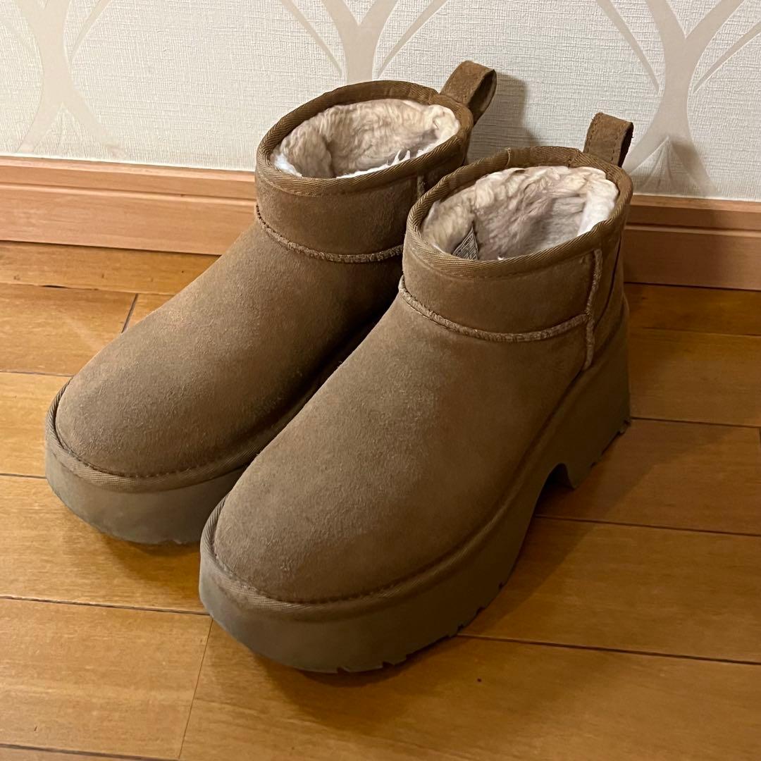 UGG アグ ムートンブーツ クラシック ウルトラ ミニ ニュー ハイツ 24