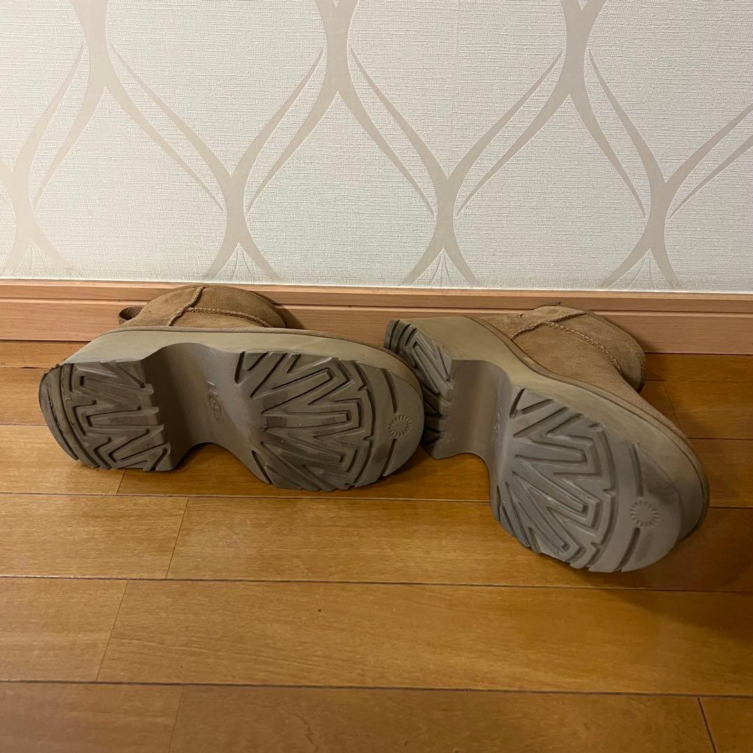 UGG アグ ムートンブーツ クラシック ウルトラ ミニ ニュー ハイツ 24