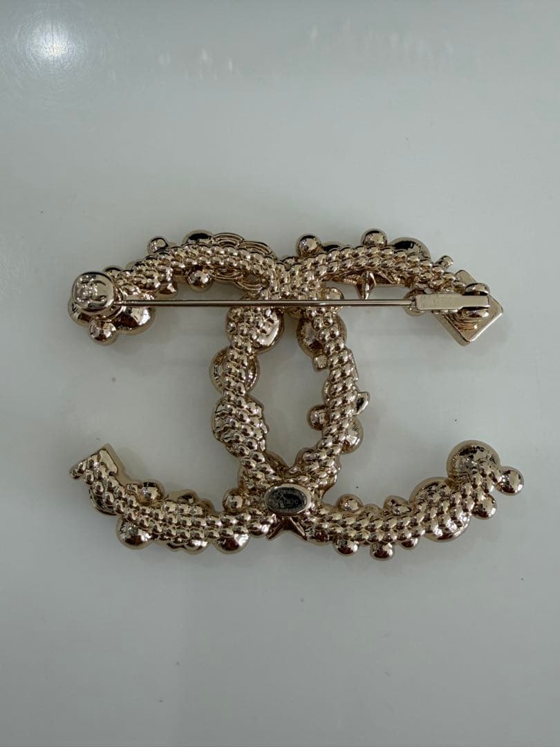 CHANEL CCロゴブローチ パール