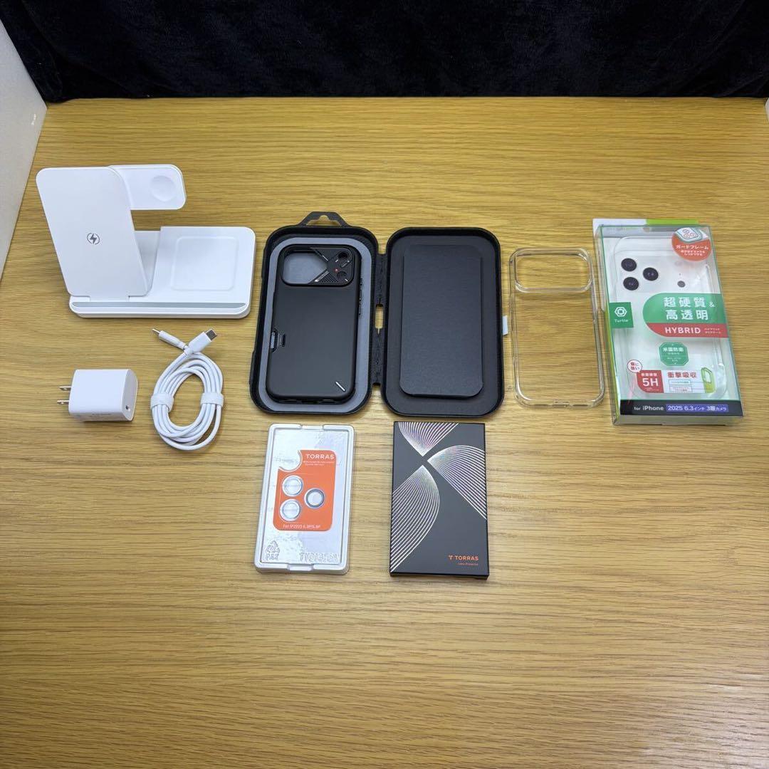 AULUMU A17 iPhone 17pro用ケース レンズカバー 充電器付き