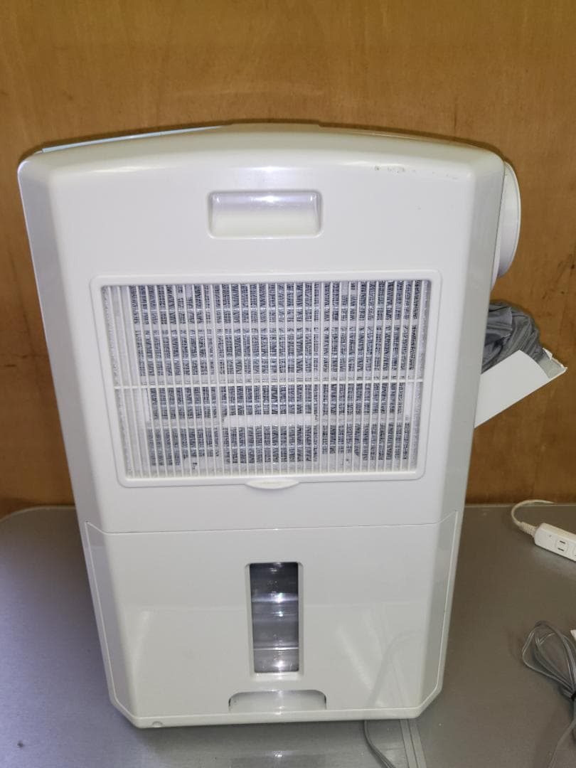 美品　2021年製コロナ　冷風除湿機 ホワイト 除湿9～10L CDM-1021