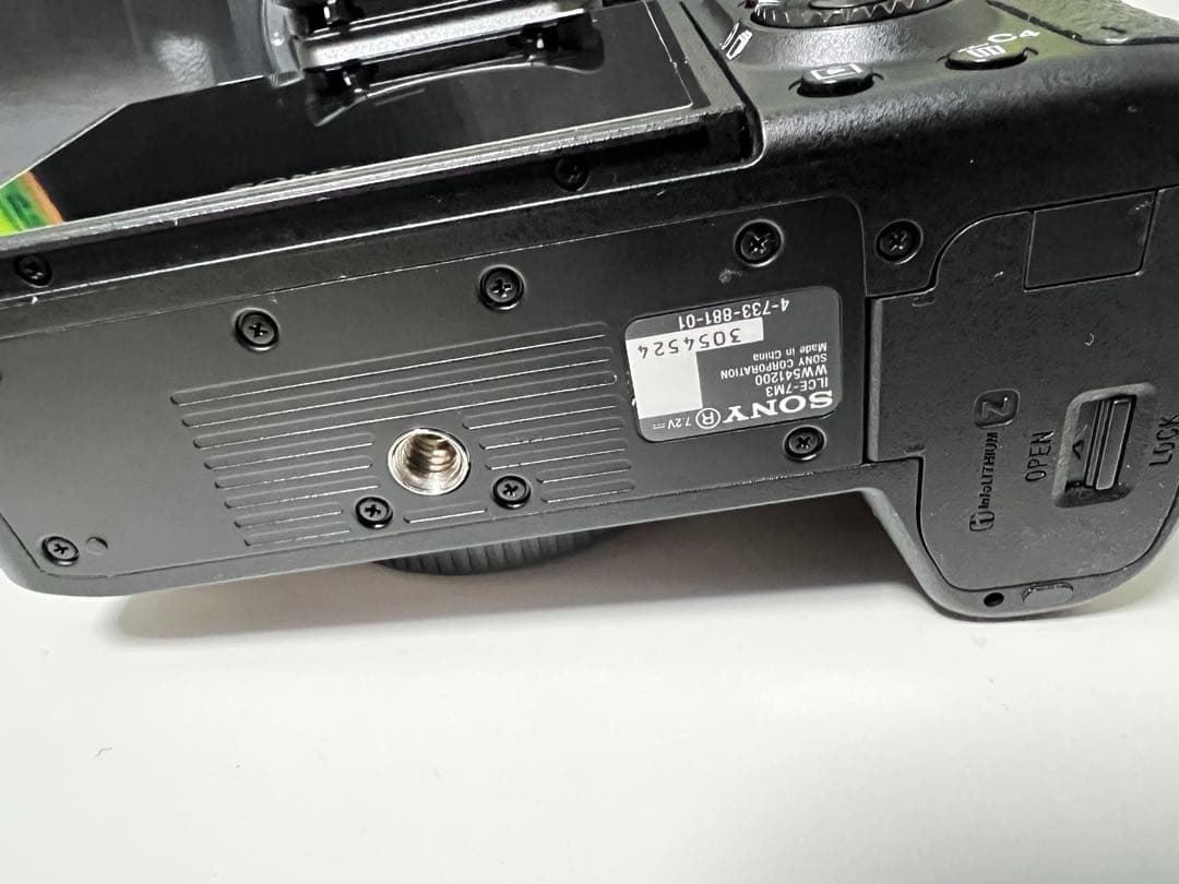 Sony α7 III ミラーレス一眼 本体とレンズバッテリー2本セット