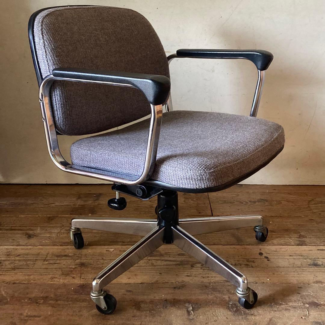コクヨ ヴィンテージ デスク アームチェア キャスター 2