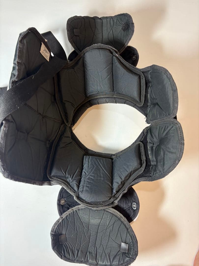 DOUGLAS ショルダーパッド XSホワイト/ブラック