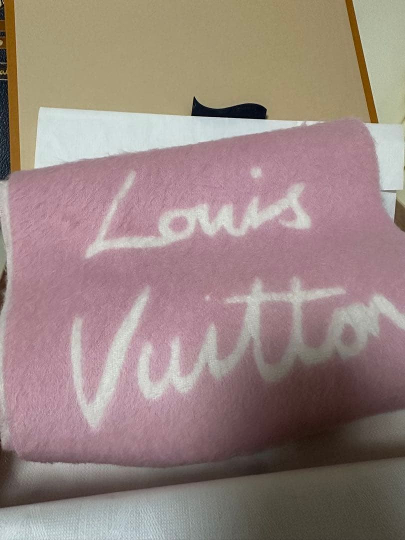 鑑定済み！未使用！VUITTONマフラー ギフトボックス、限定ショッパー