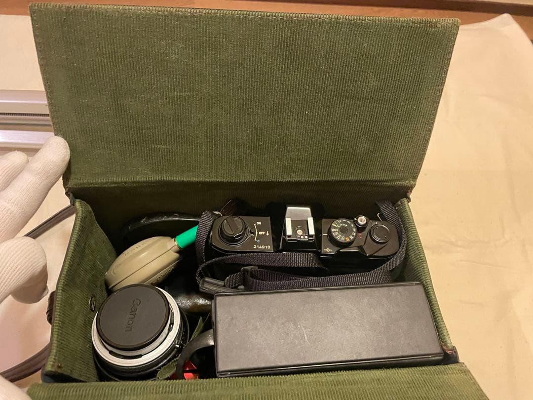 キャノンFTbカメラのフルセット