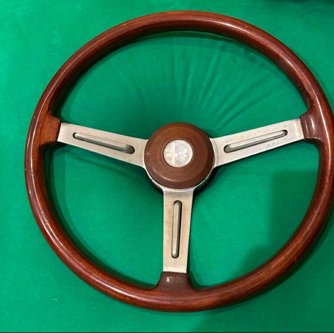 m*i様 ALFAROMEO 純正ステアリング 1971