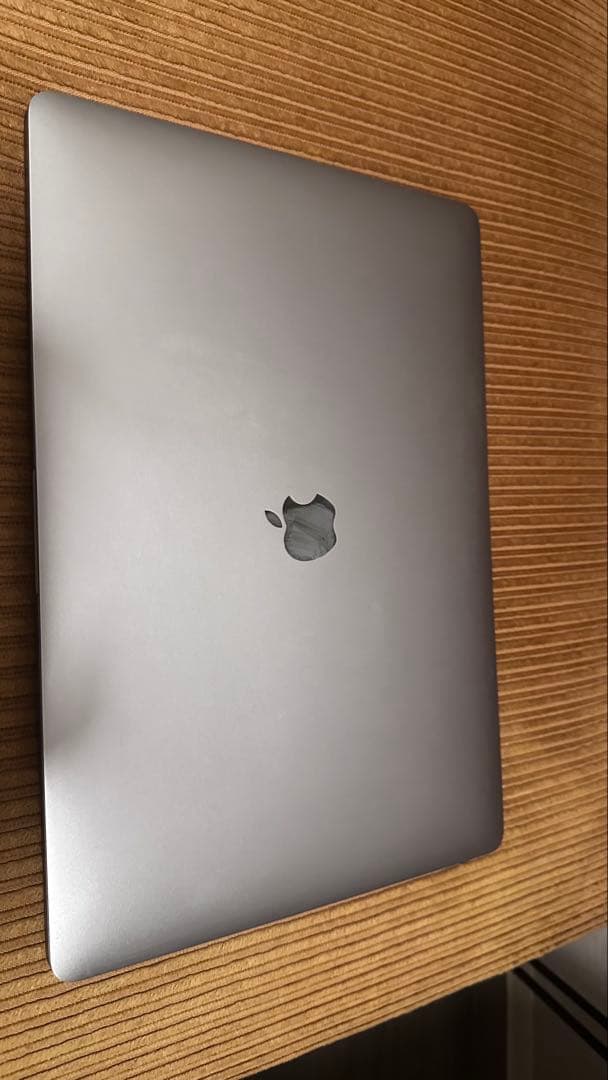 Apple MacBook Pro 15 インチ スペースグレー
