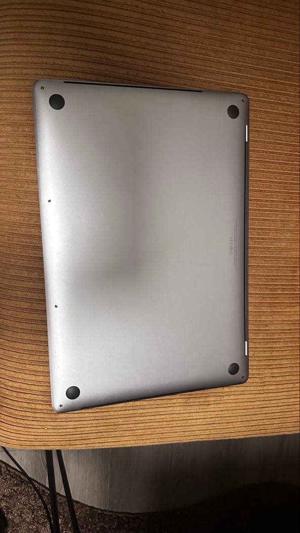 Apple MacBook Pro 15 インチ スペースグレー