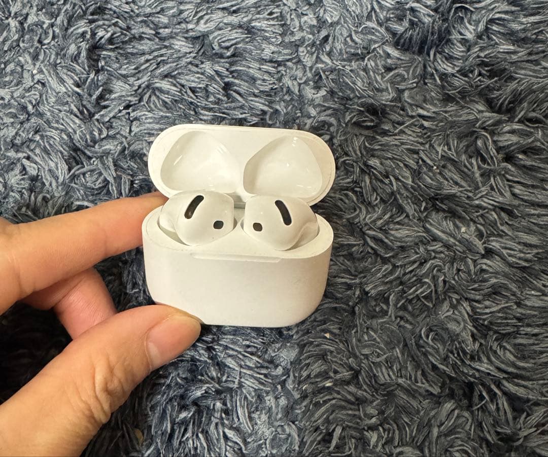 Apple AirPods 4 本体 新品