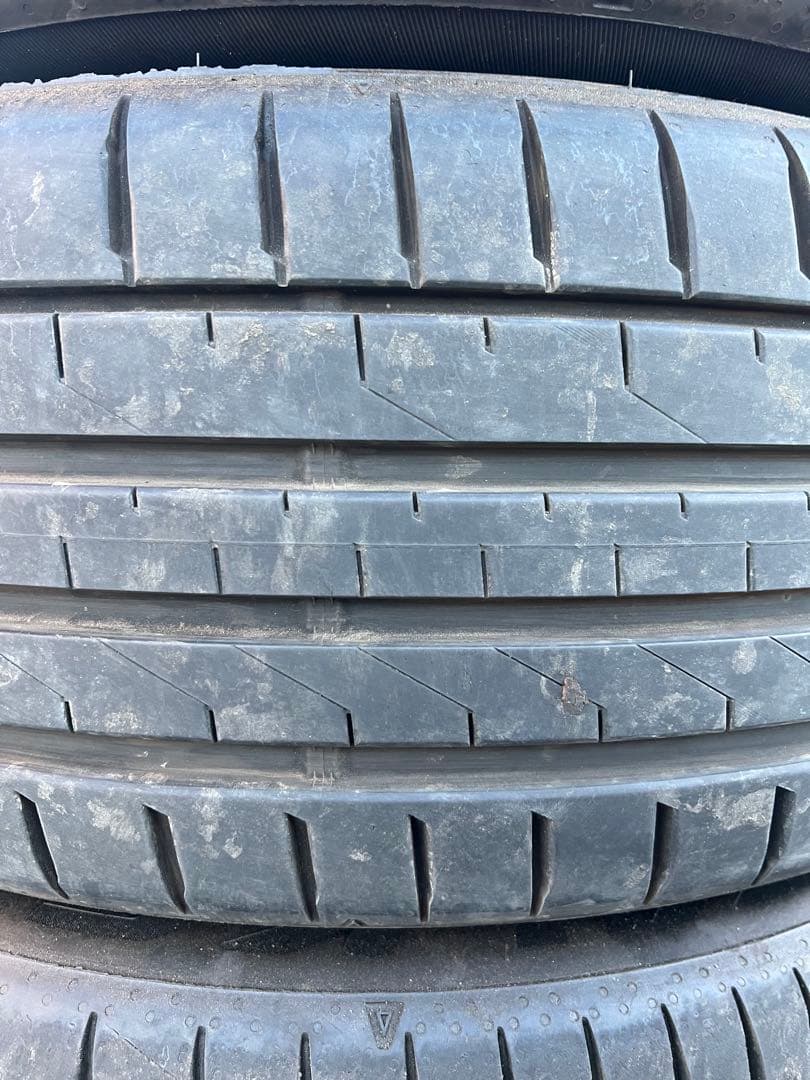 無限NR 18インチ 7.5J＋55 5穴 PCD114.3 225/45R18