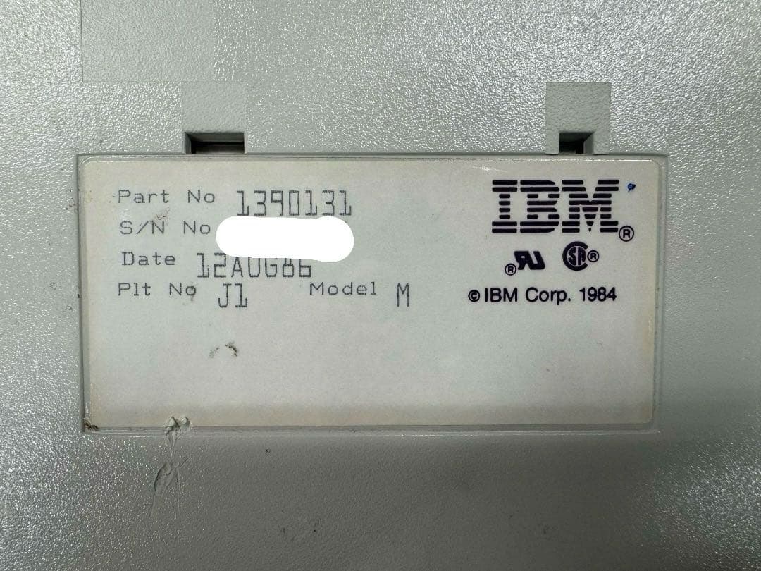 IBM Model M 1390131 バックリングスプリングキーボード