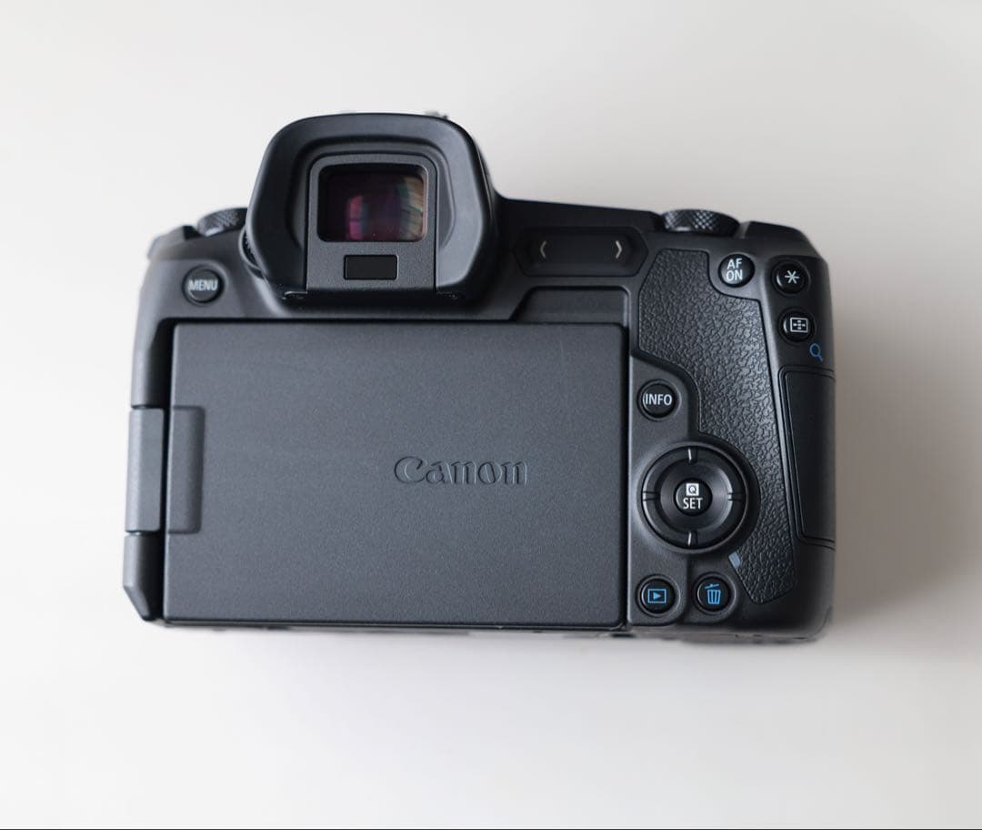 Canon EOS R ミラーレスカメラ ボディ