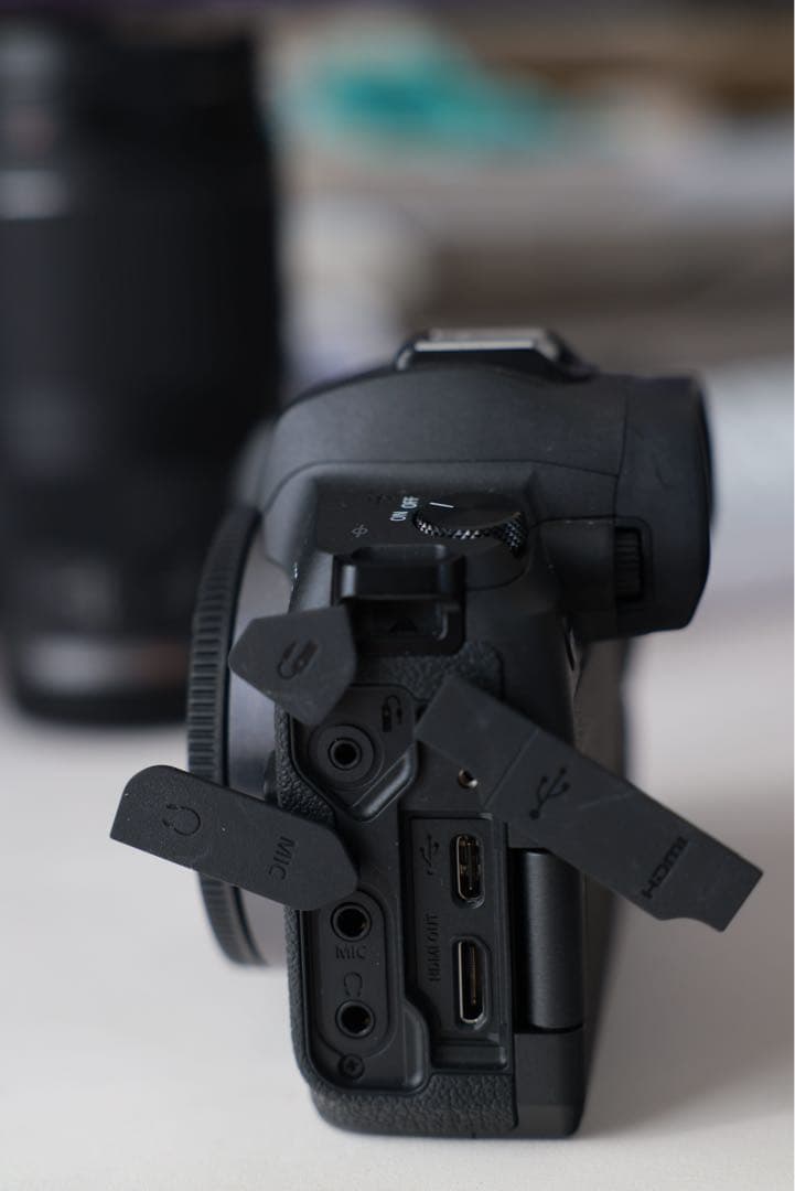 Canon EOS R ミラーレスカメラ ボディ