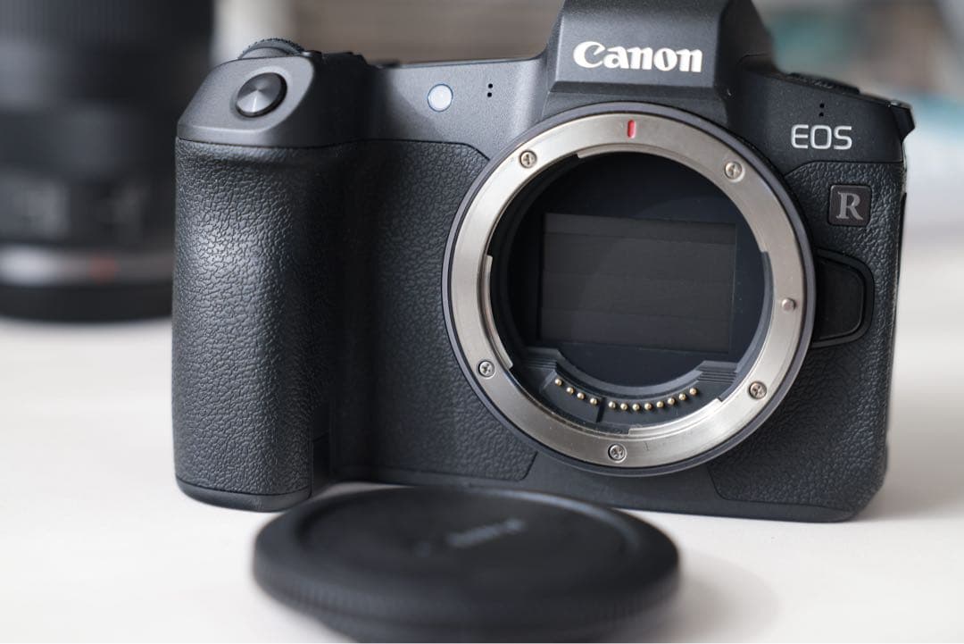 Canon EOS R ミラーレスカメラ ボディ
