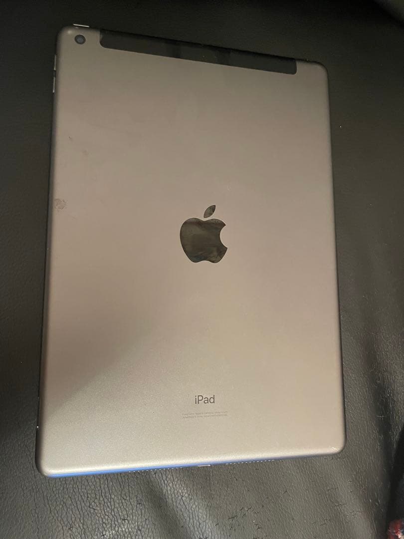 iPad8 第8世代 32GB SIMフリー☆