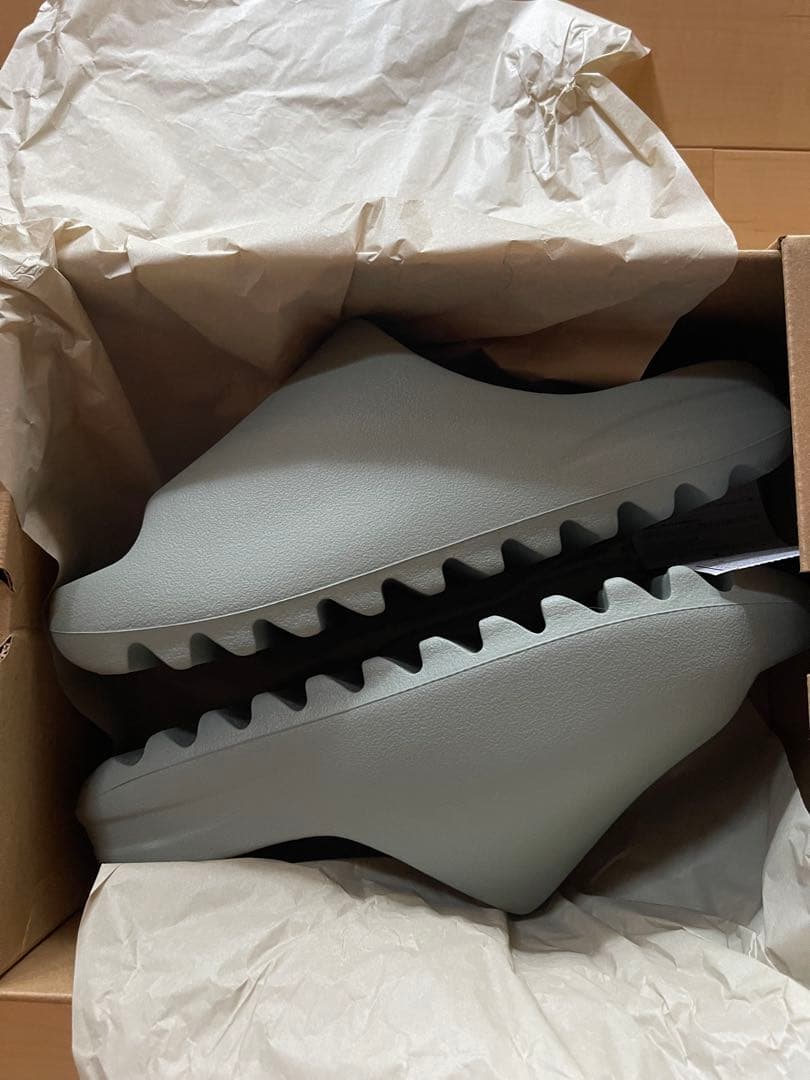 靴 adidas YEEZY Slide \"Salt\"