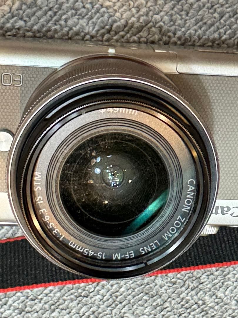 Canon デジタル一眼レフカメラ レンズ2本付き　EOSM100 WZKGY