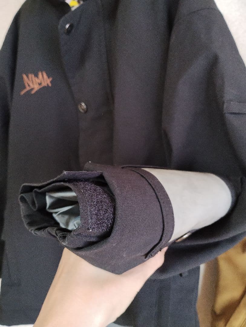 nima 子ども用スノーボードウェア 130サイズ スキー　黒&茶色　おしゃれ