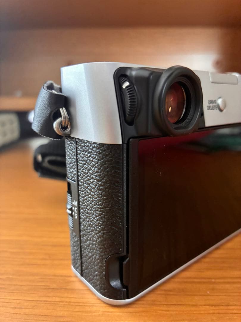 【美品】Fujifilm X100V ショット数1600