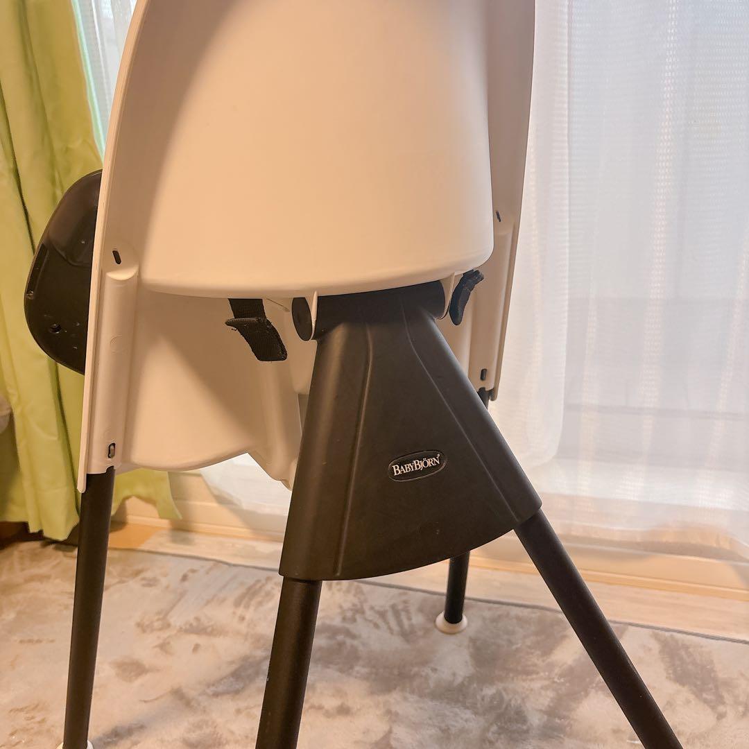 ベビービョルン　ハイチェア　ホワイト　ブラック