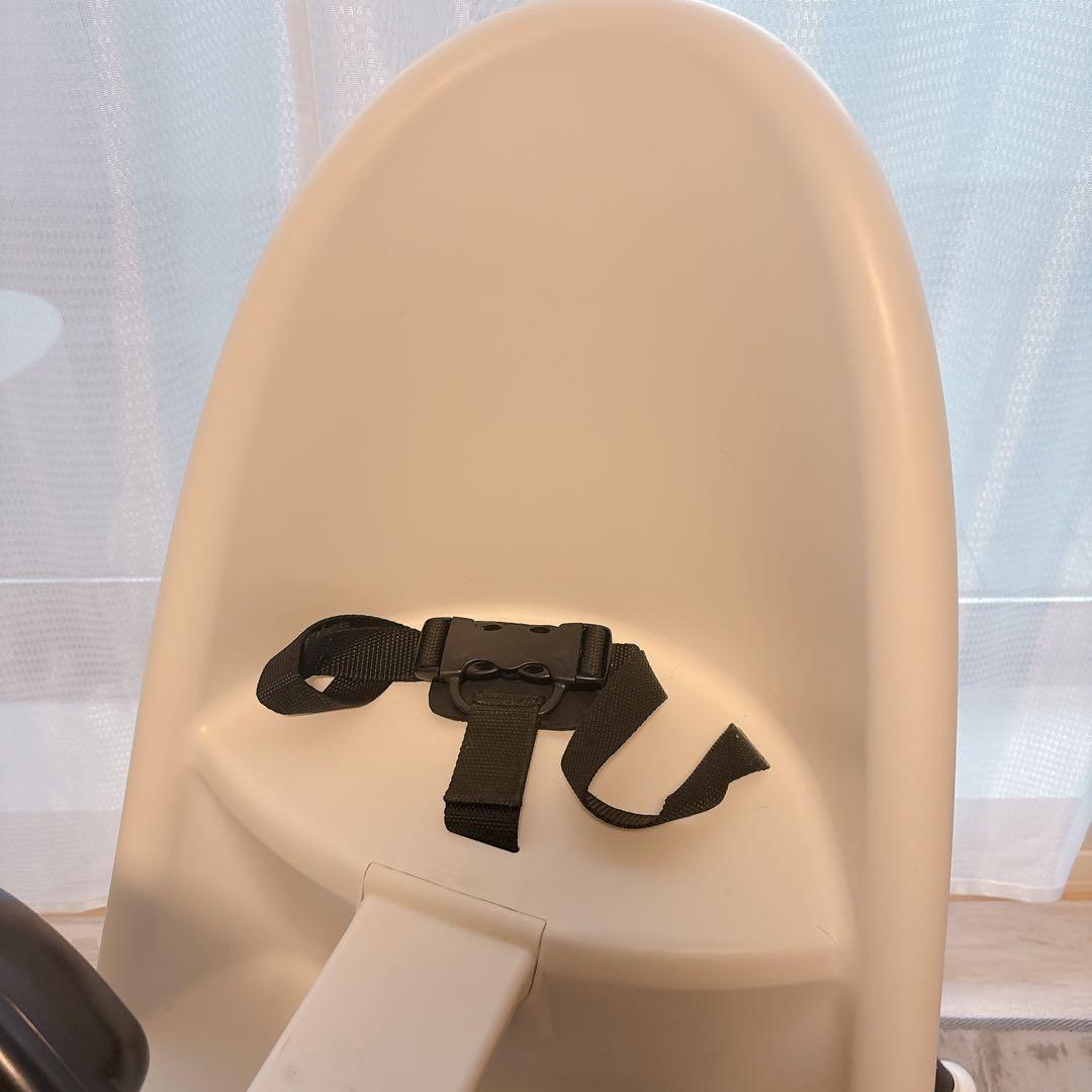 ベビービョルン　ハイチェア　ホワイト　ブラック