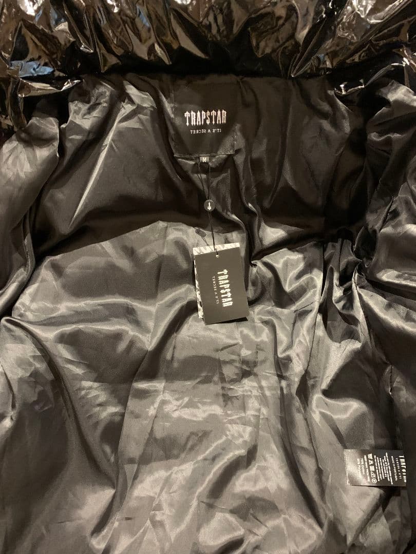 【新品】TRAPSTAR ブラック ダウンジャケット M