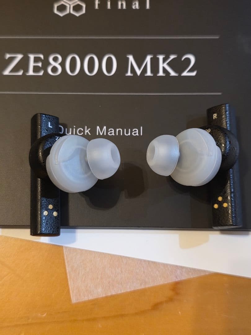【美品】final ZE8000 MK2 ワイヤレスイヤフォン ブラック