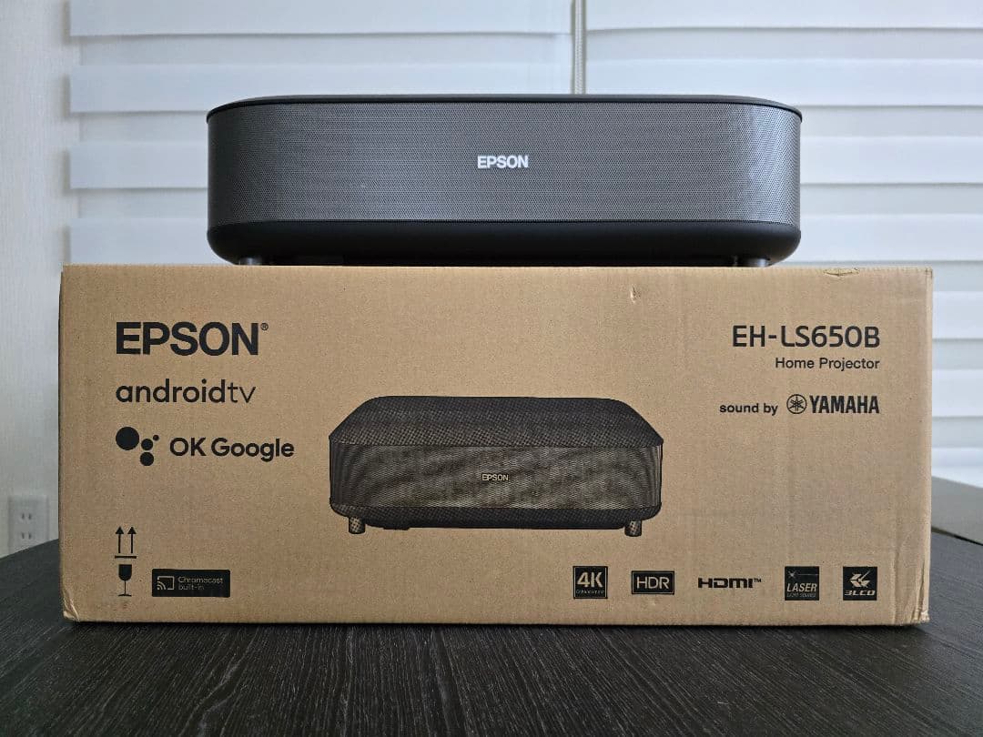 EPSON EH-LS650B プロジェクター本体