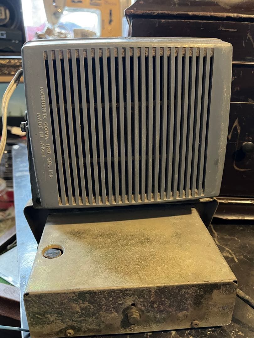 昭和レトロカーラジオ、カーラジオ、ナショナルカーラジオ、旧車ラジオ 旧車外付