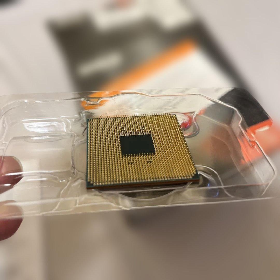 AMD Ryzen 5 5600X CPU AM4ソケット