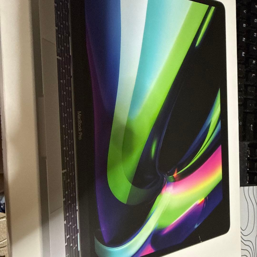 MacBook Pro 13インチ 8GB 256GB SSD