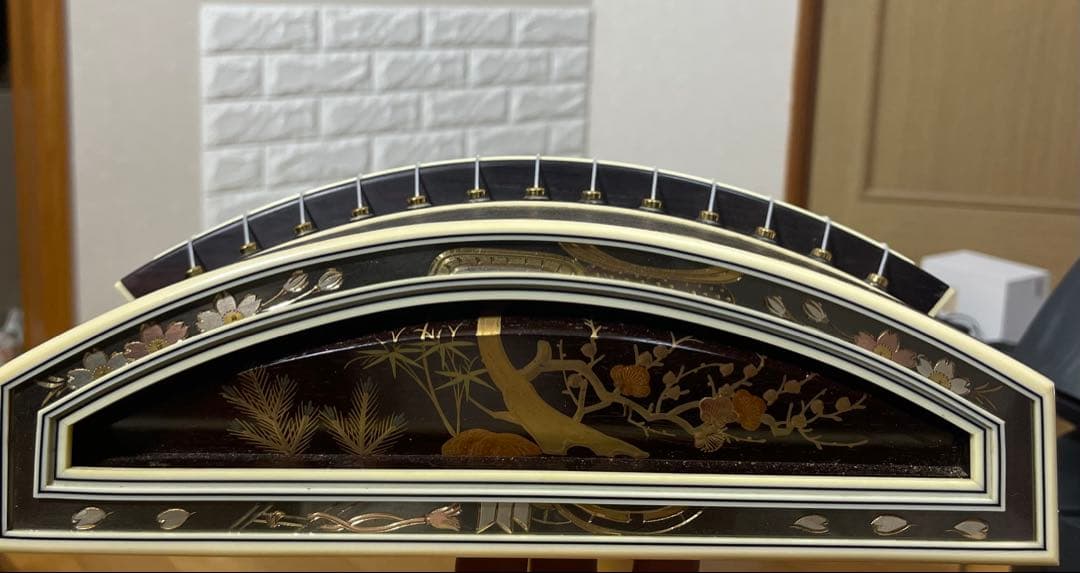 【最上級品】くり甲 綾杉彫 13絃箏 琴 お琴 こと柱つき