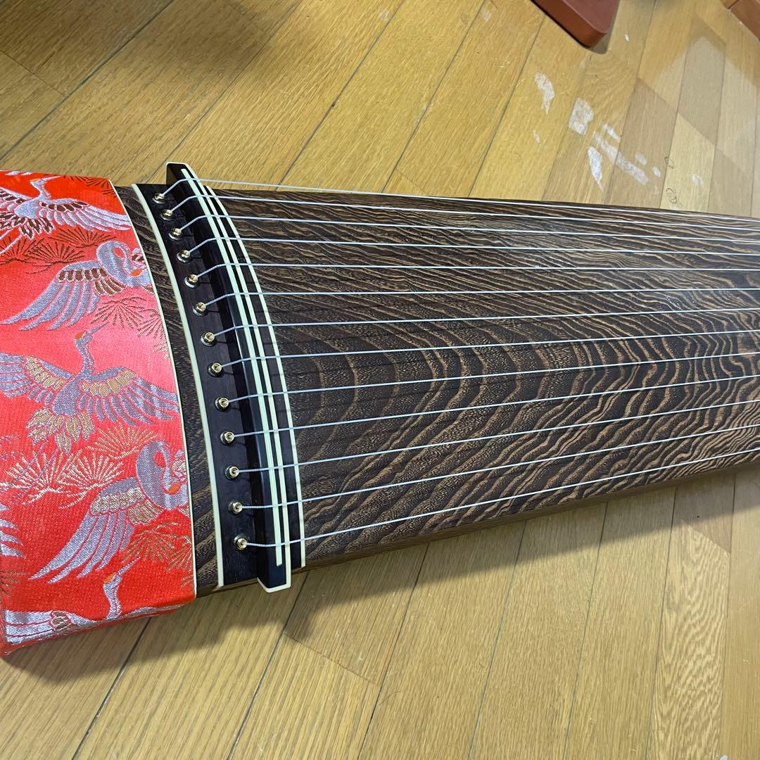 【最上級品】くり甲 綾杉彫 13絃箏 琴 お琴 こと柱つき