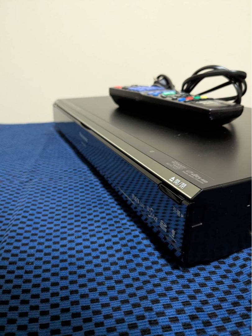 【最終値下げ】Panasonic ブルーレイレコーダー ブラック リモコン付き