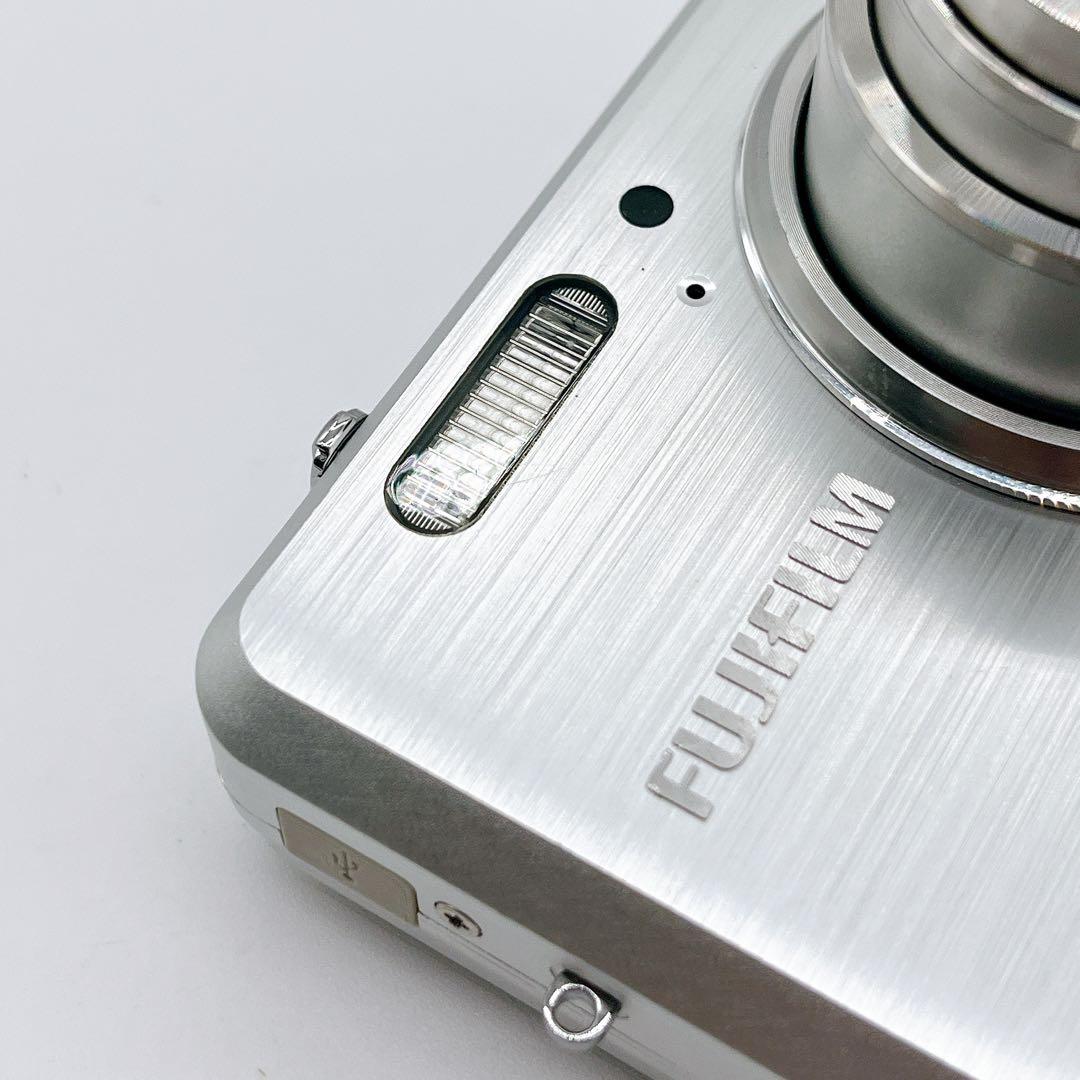 【希少】FUJIFILM FINEPIX J150 シルバー オールド レトロ