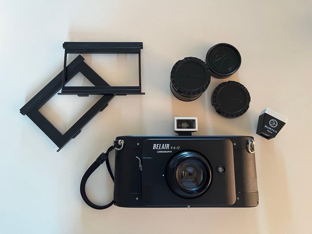 【セール】中盤フィルム　トイカメラ　lomography BELAIR 6x12