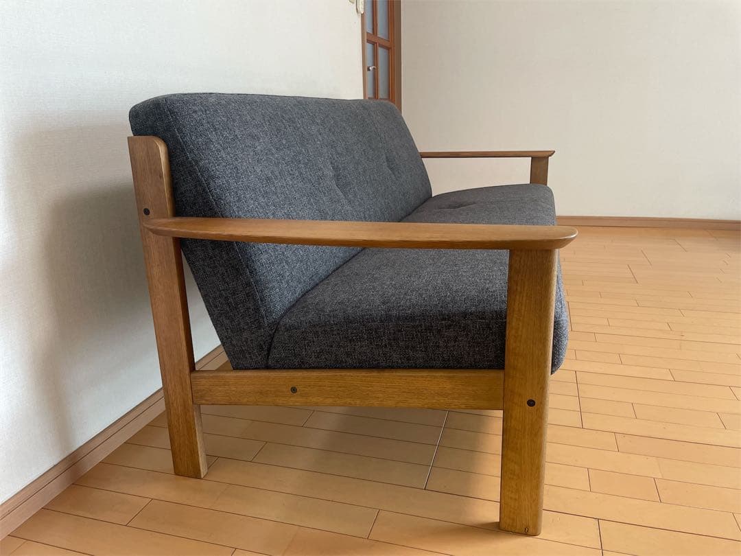 カリモク限定商品ブランドchitano チターノ3人掛けソファ ダークグレー