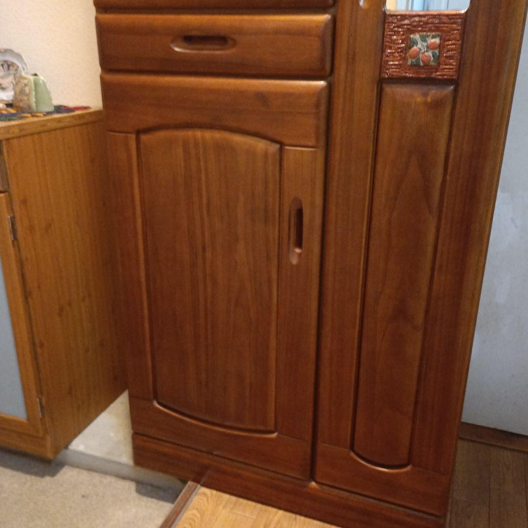 シューズボックス 取りに見える方限定で 又は着払い