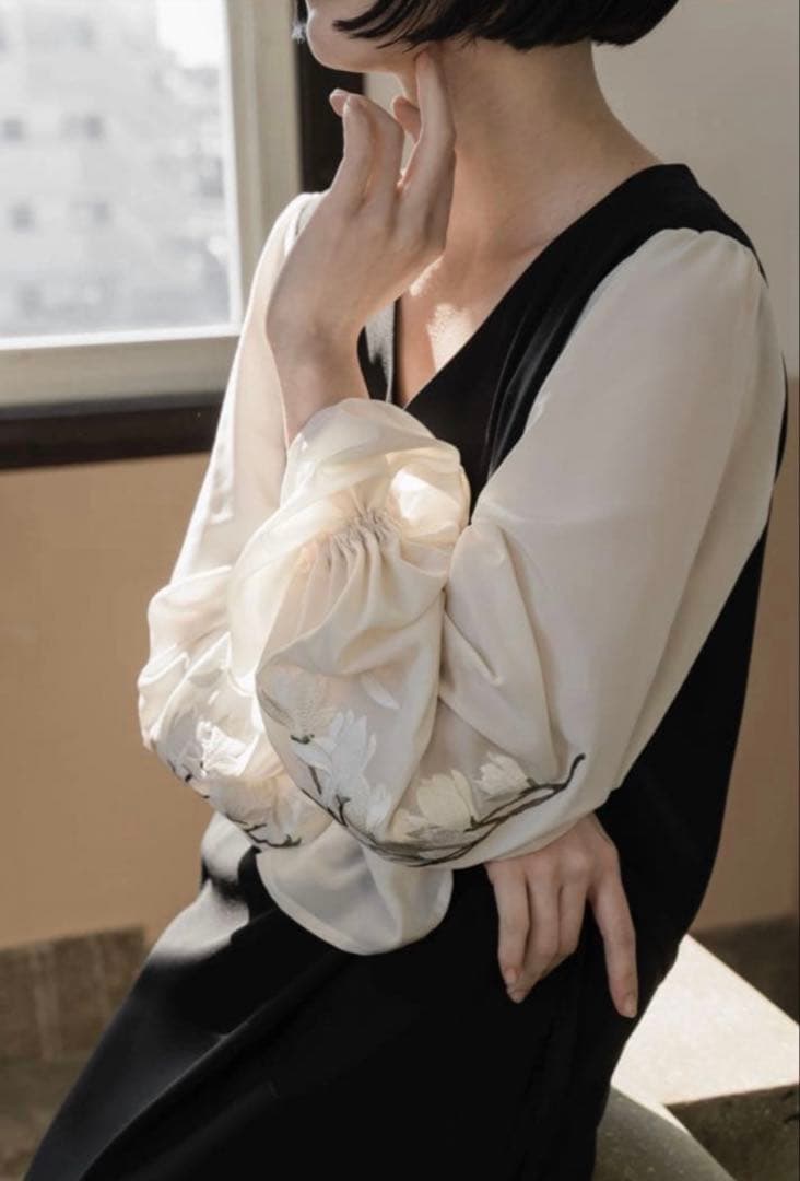 iCONOLOGY イコノロジー 花を着るワンピース#02 白木蓮