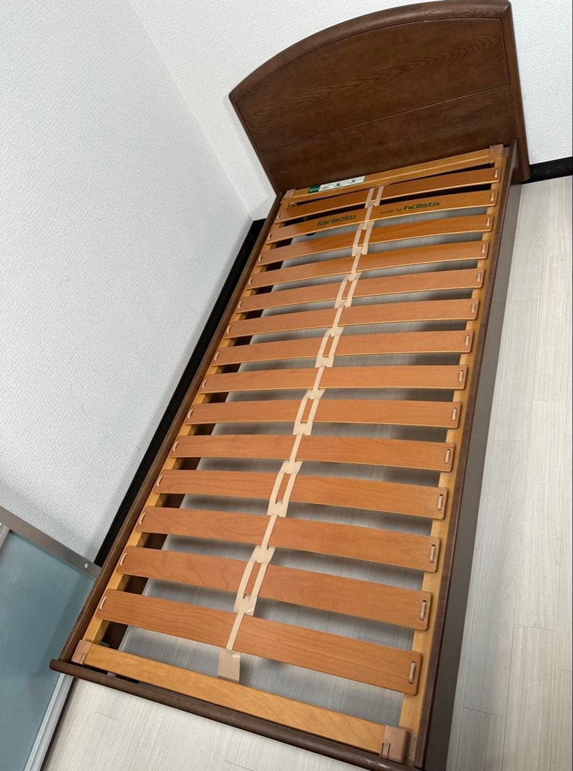 【たのメル便配送】カリモク ヒュルスタ社 シングルベッド フレーム ※i1※
