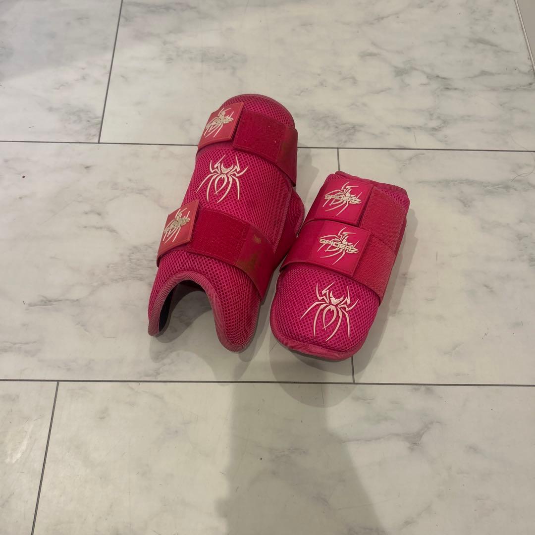 スパイダーズ　フットガード・エルボーガード