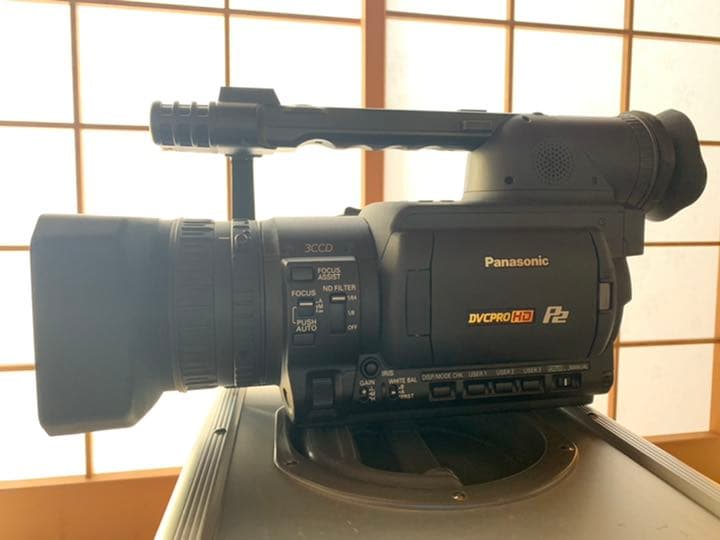 ビデオカメラ AG-HVX205A