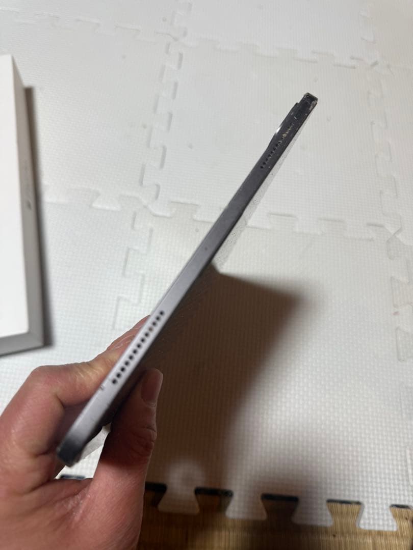 iPadpro11 第2世代 Wi-Fi 512G 画面割れ